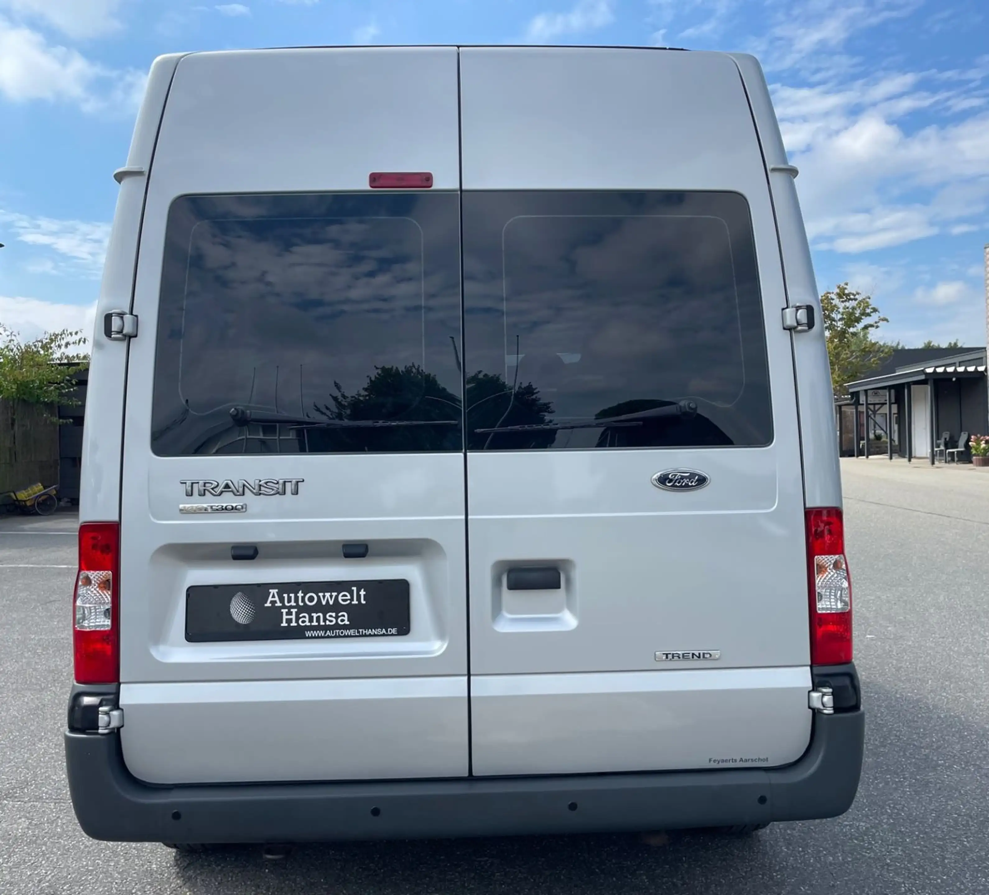 Ford Transit Kombi FT 300 K/NUR 61t.KM/RAMPE/4-SITZE/ — photo 4