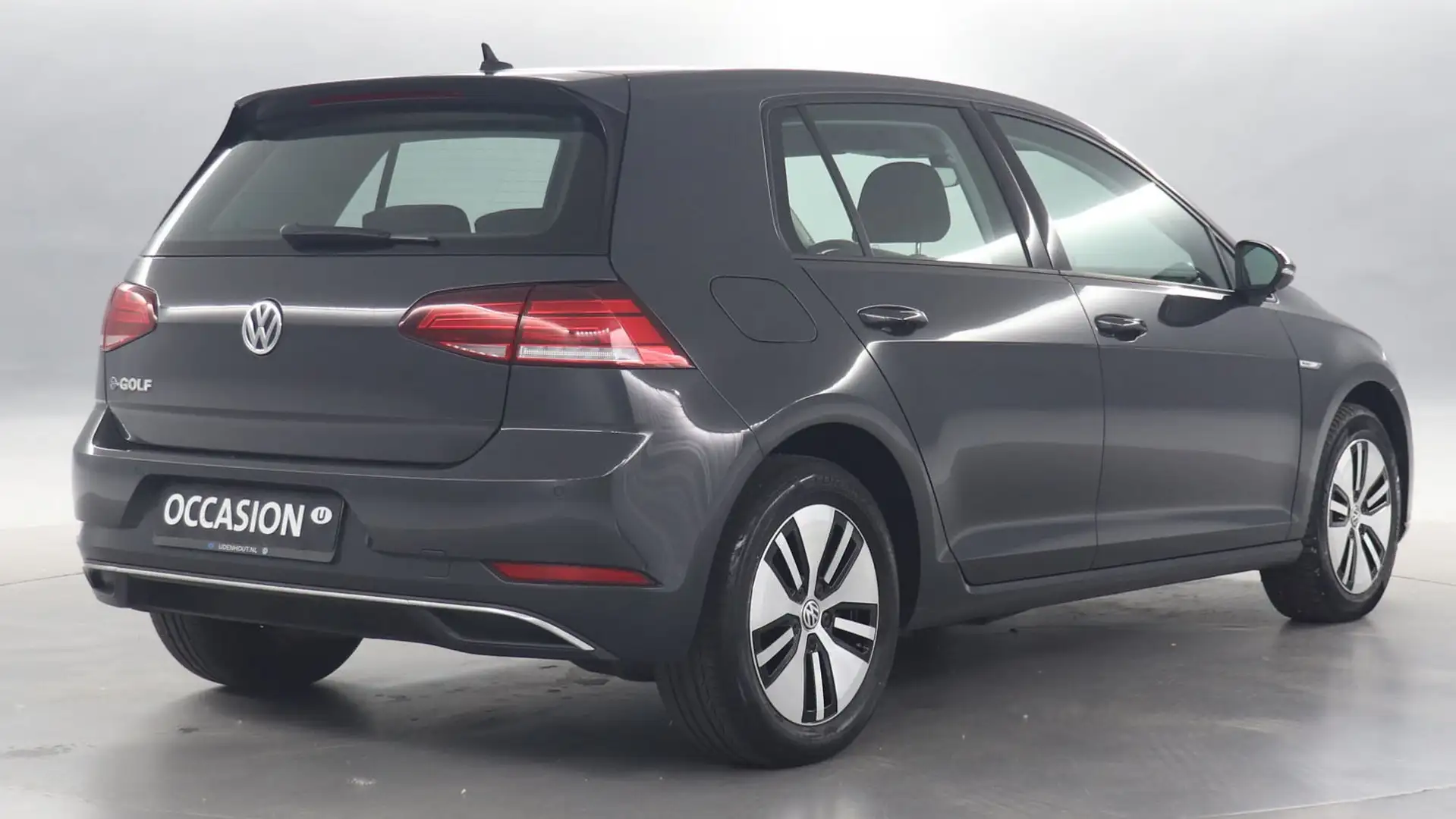 Volkswagen e-Golf 36kWh / 136pk E-DITION / Adaptive Cruise / Navigat Gris - 2