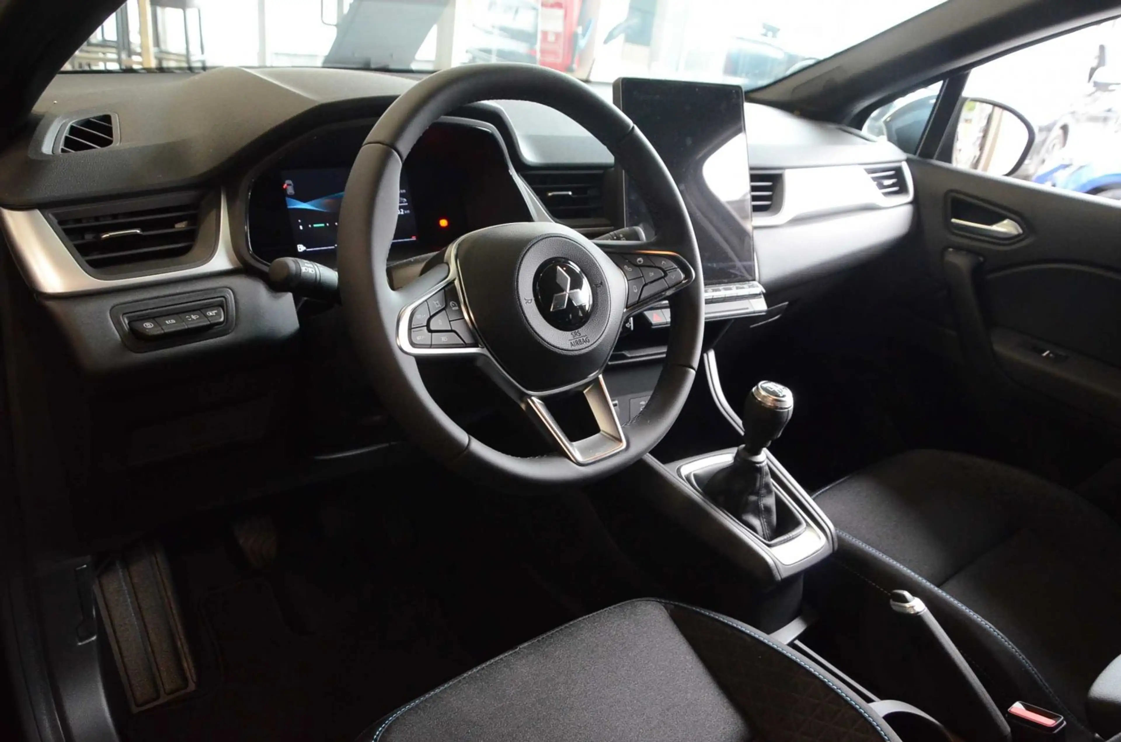 Mitsubishi ASX PLUS 1.3 T-Benziner 6-Gang — photo 3