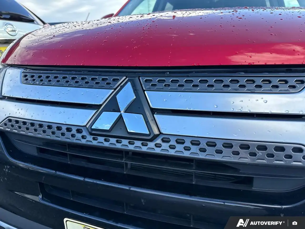 Mitsubishi Outlander снимка Mitsubishi Outlander