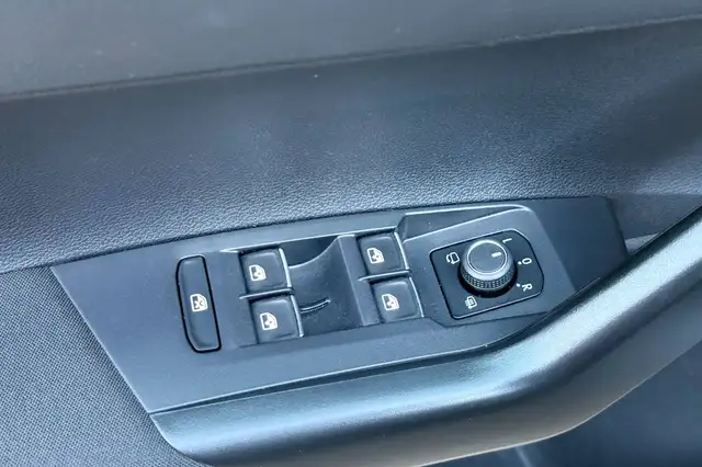 Volkswagen Taigo view 14