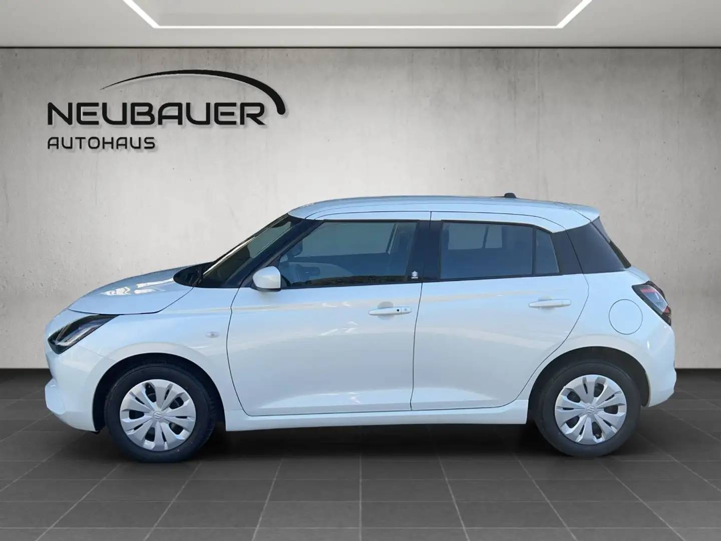 Suzuki Swift 1.2 HYBRID clear Distr RKam PTS Weiß - 2