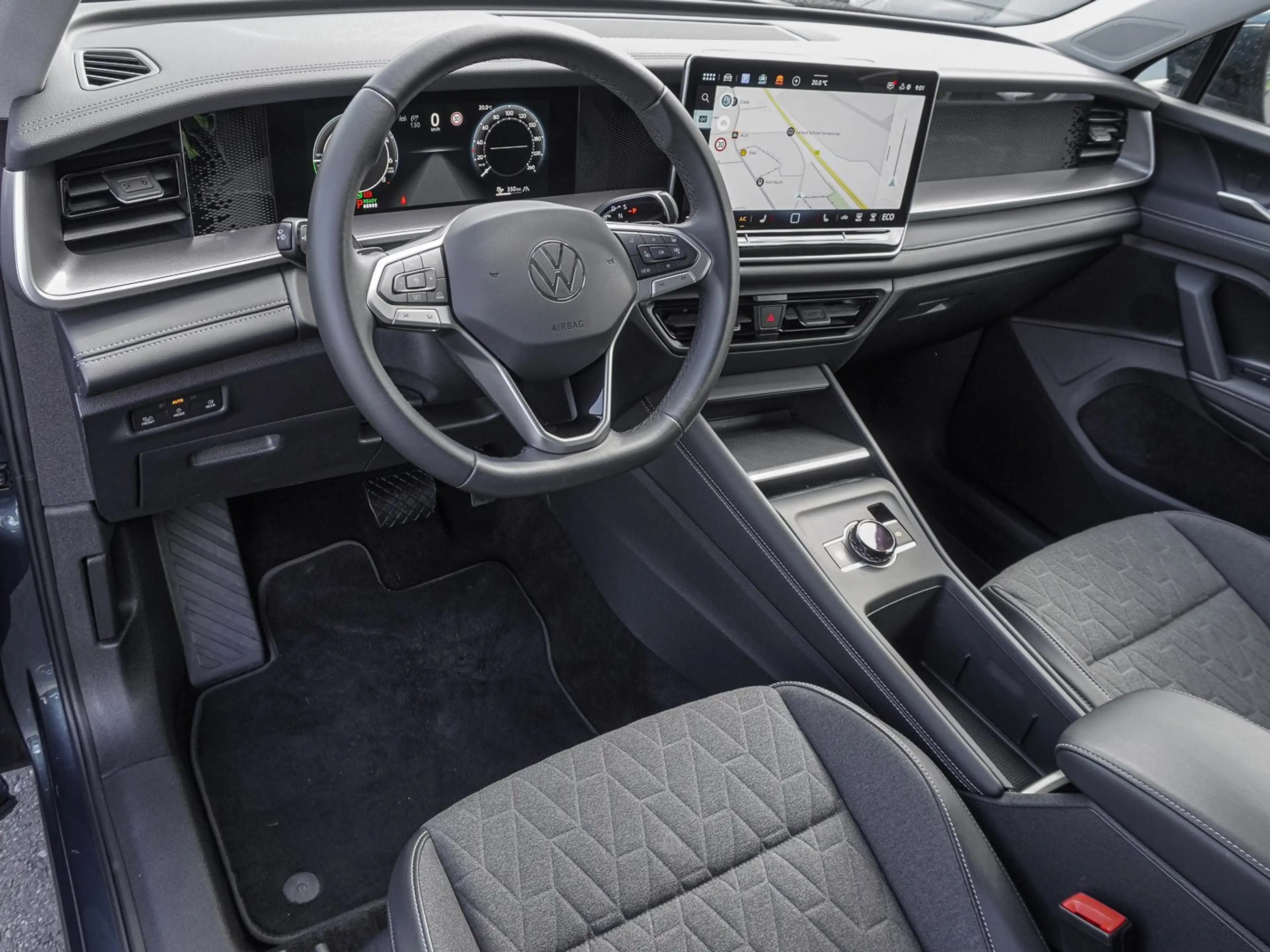 Volkswagen Tayron 1.5 eHybrid DSG Life AHK NAVI LED LHZ ACC — photo 9