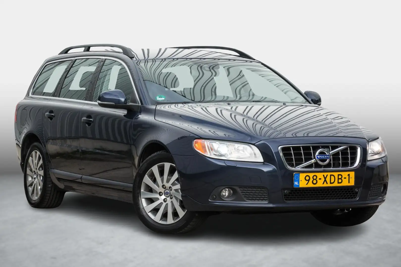 Volvo V70 1.6 T4 Limited Edition Blauw - 1