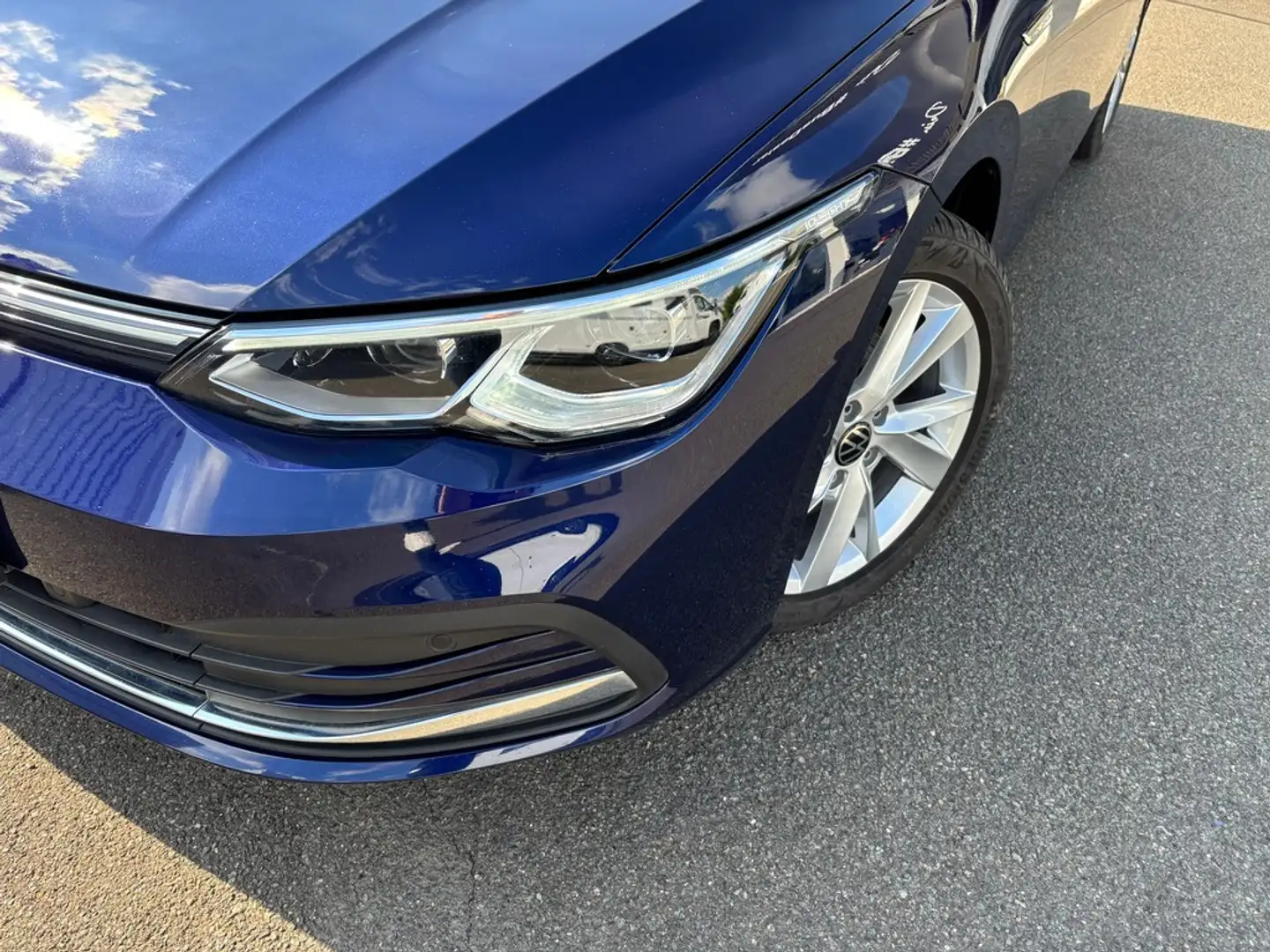 Volkswagen Golf VIII 2.0 TDI DSG Style DCC PANO*STHZG*IQ-LIGHT*... Azul - 2