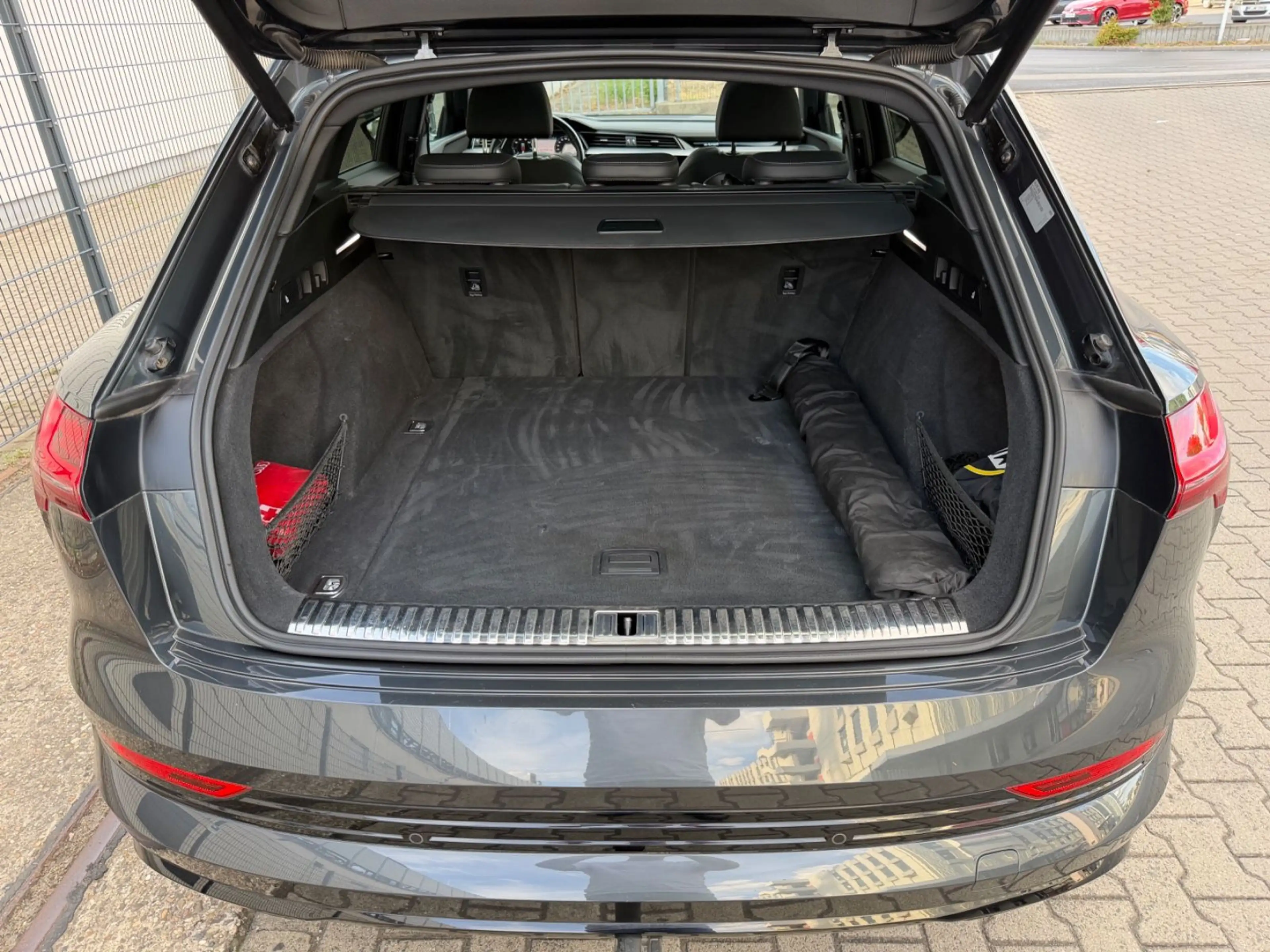 Audi e-tron 55 quattro S-LINE/MATRIX/PANO/HUD/RFK/B&O — photo 14