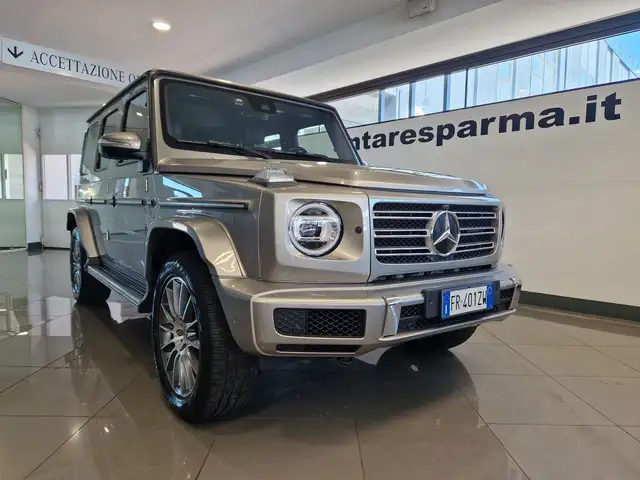 Mercedes-Benz G 500