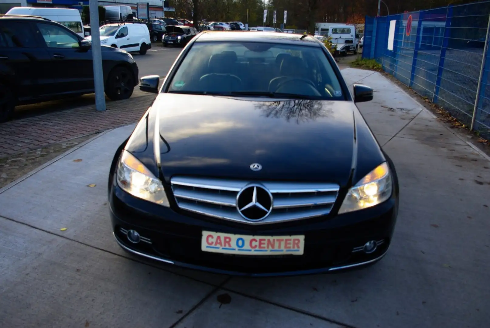 Mercedes-Benz C 200 CGI BlueEfficiency **Steuerkette neu ** Noir - 1