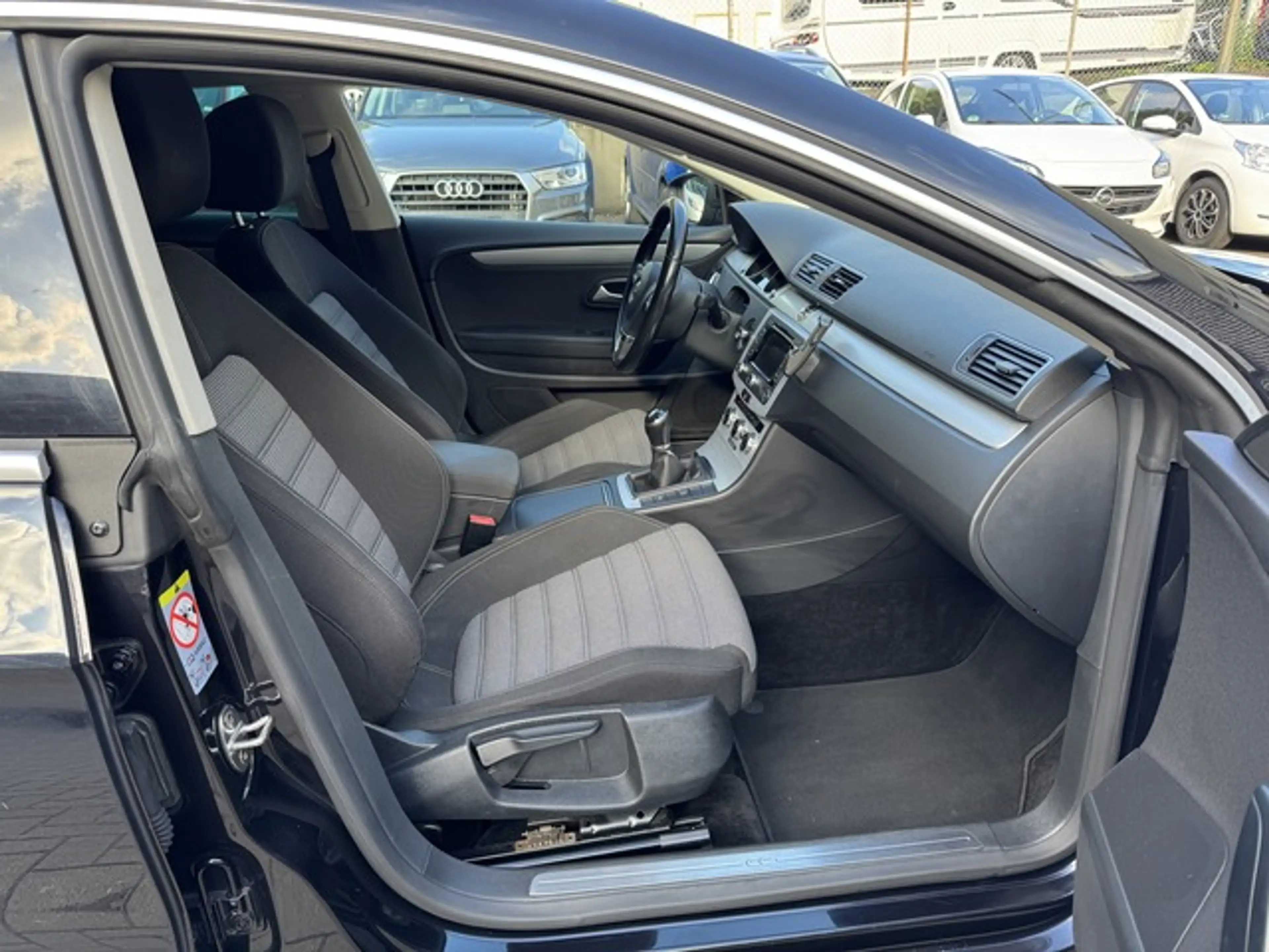 Volkswagen CC 1.4 TSI — photo 10