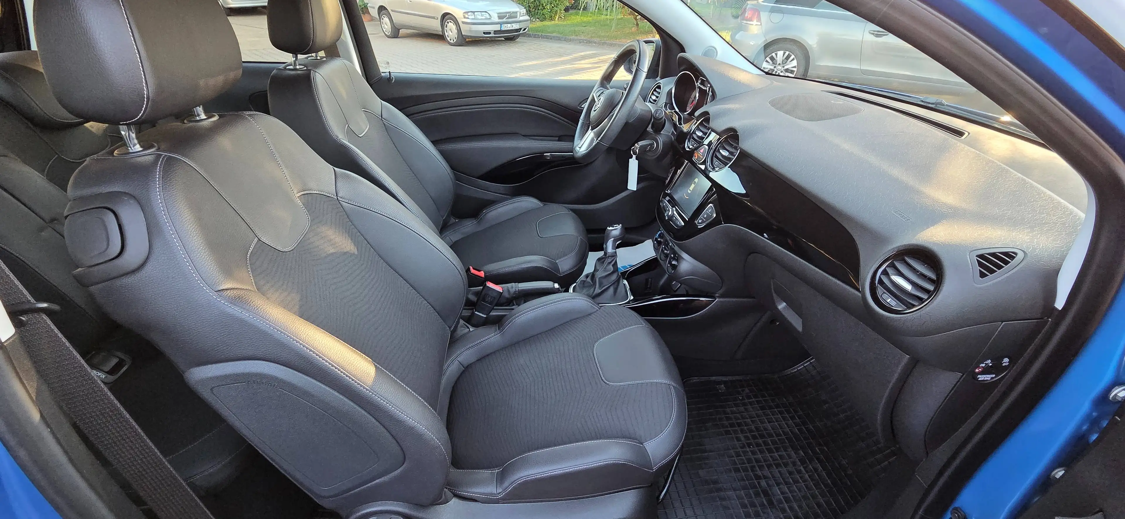 Opel Adam Jam 1.4 -SHZ LHZ PDC AppConnect Klima- — photo 5
