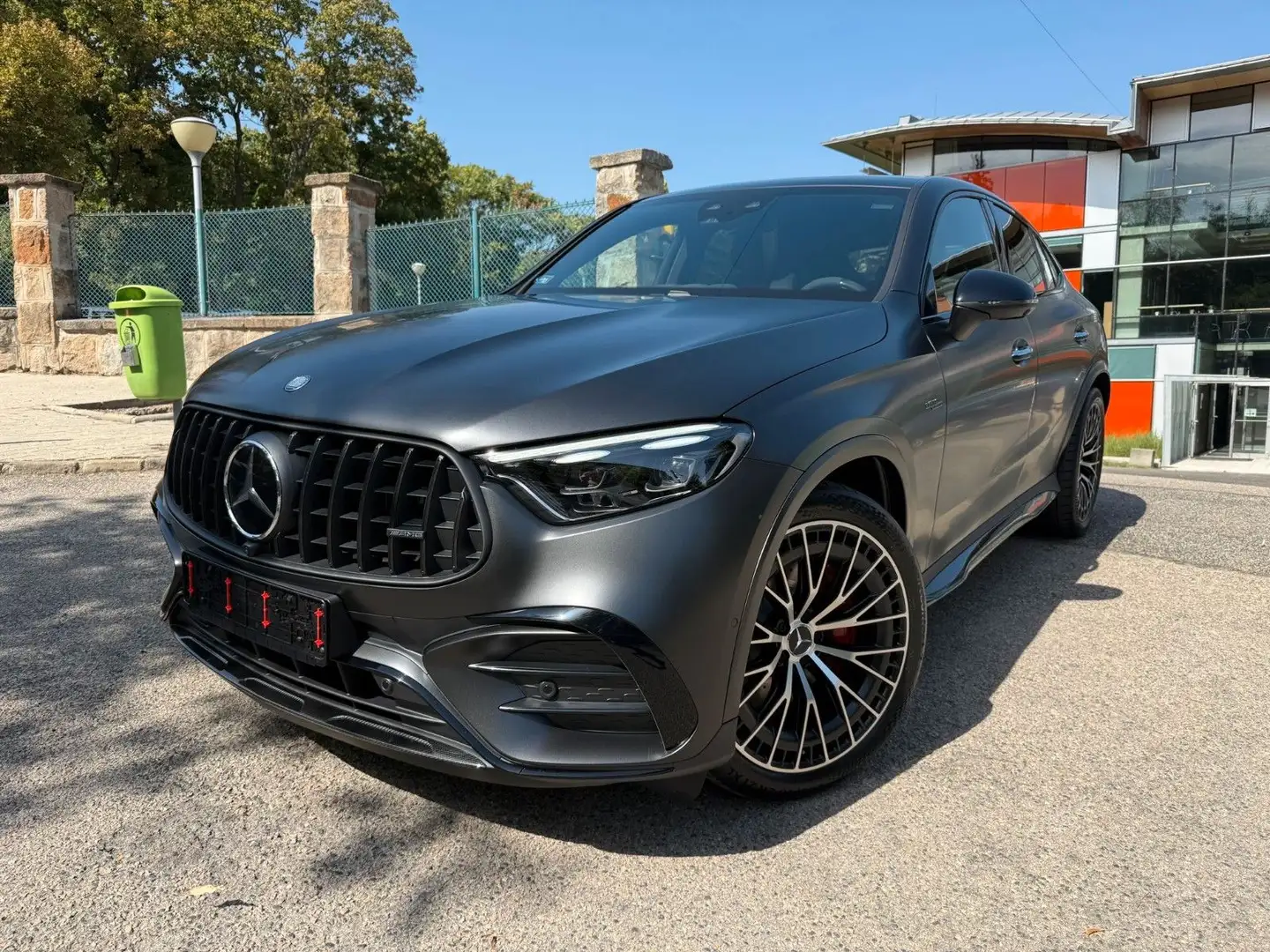 Mercedes-Benz GLC 43 AMG Coupe 4Matic DISTR,PANO,HUD,BURM,21" Grijs - 1