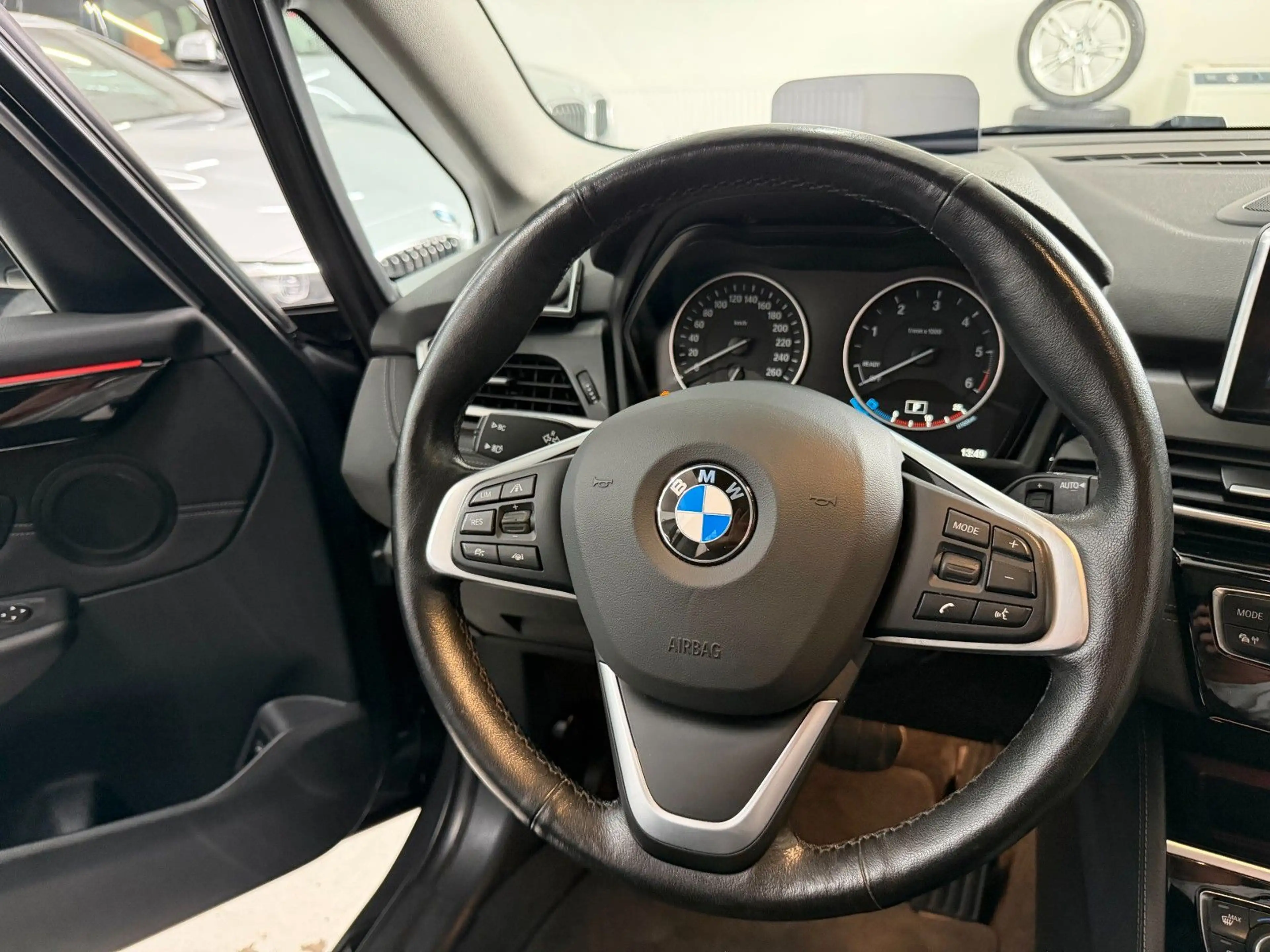 BMW 220 220xd Sportline Memory Head-Up Kam StHz. Voll — photo 11