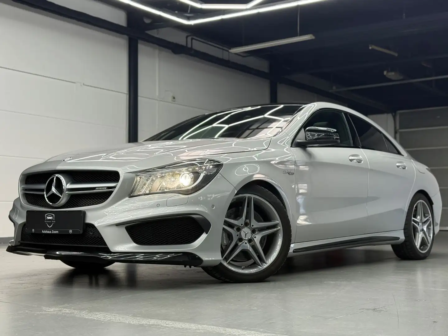 Mercedes-Benz CLA 45 AMG 4Matic 2.HAND/PANO/MEMORY/HARMAN/KAME Silber - 1