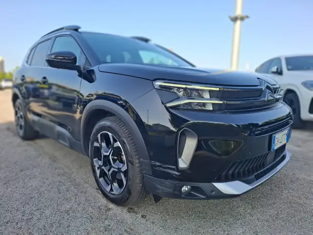 Citroen C5 Aircross view 3