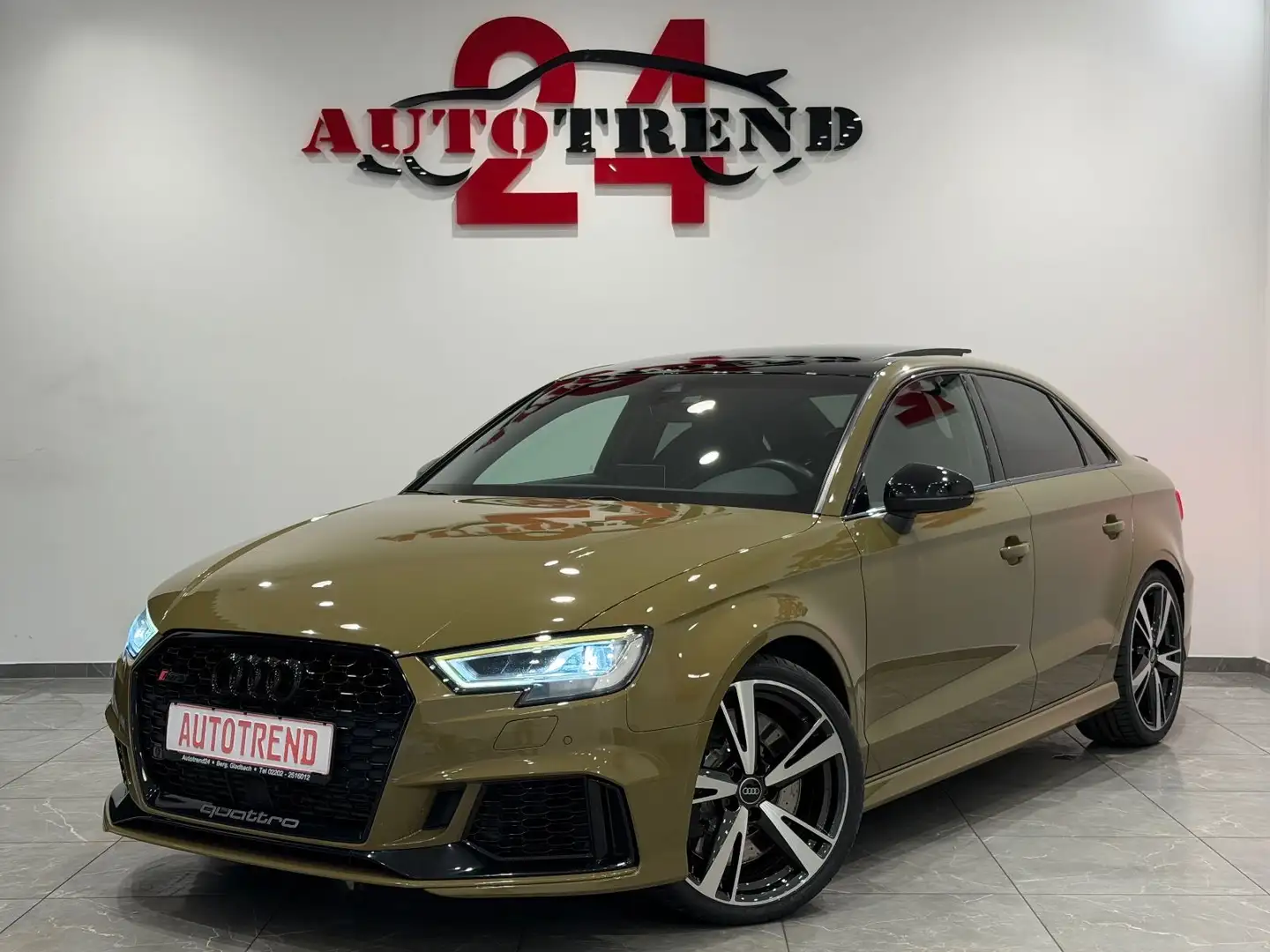 Audi RS3 RS 3 Lim. 2.5 TFSI quattro Audi exclusive PANO Grün - 1