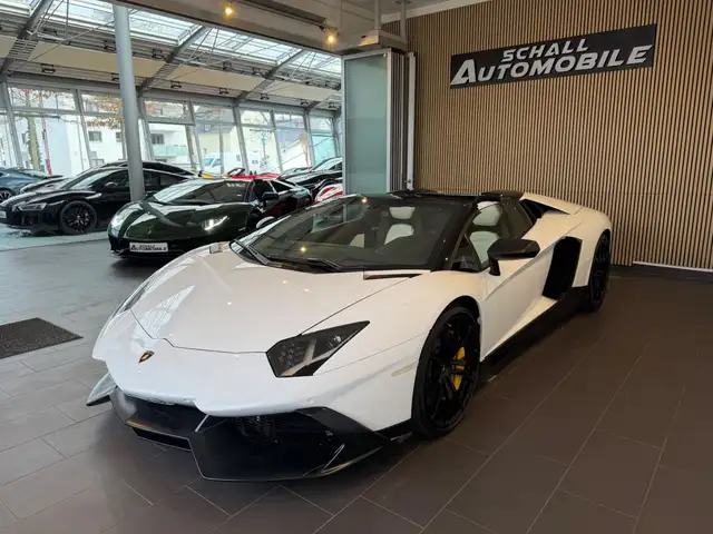 Lamborghini Aventador LP700-4 Roadster 50TH Anniversary