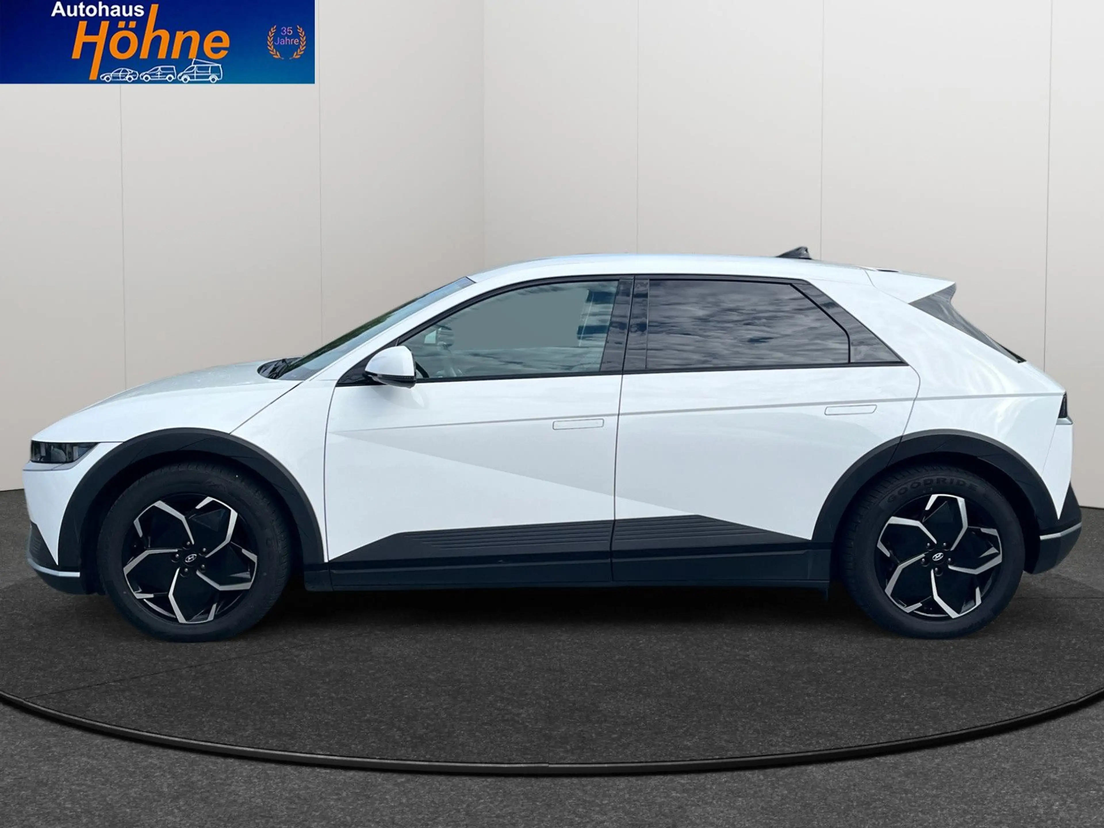 Hyundai IONIQ 5 Techniq Elektro 4WD — photo 2