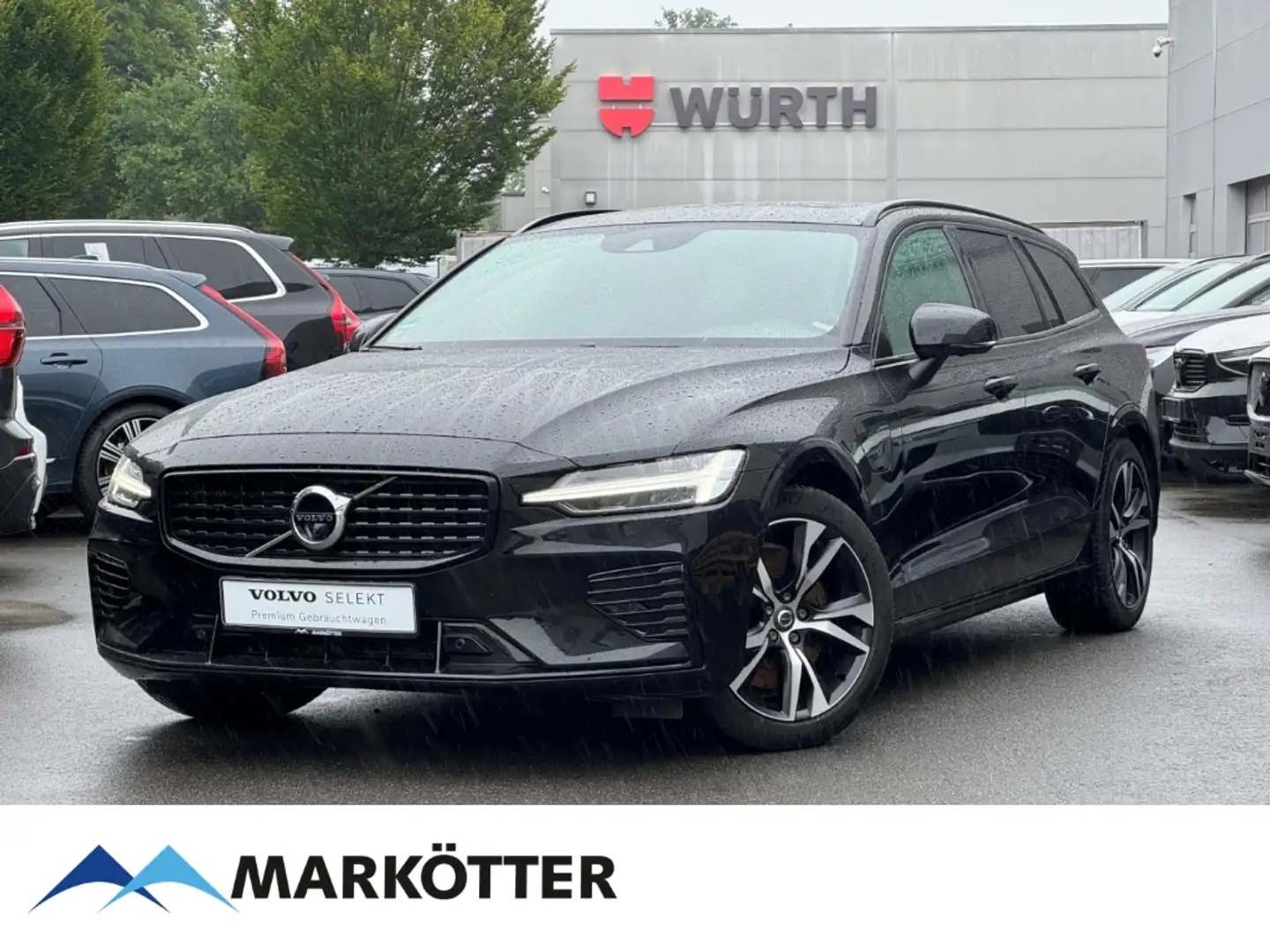 Volvo V60 T6 AWD Plus Dark Recharge AHK/ACC/PANO/360° Schwarz - 1