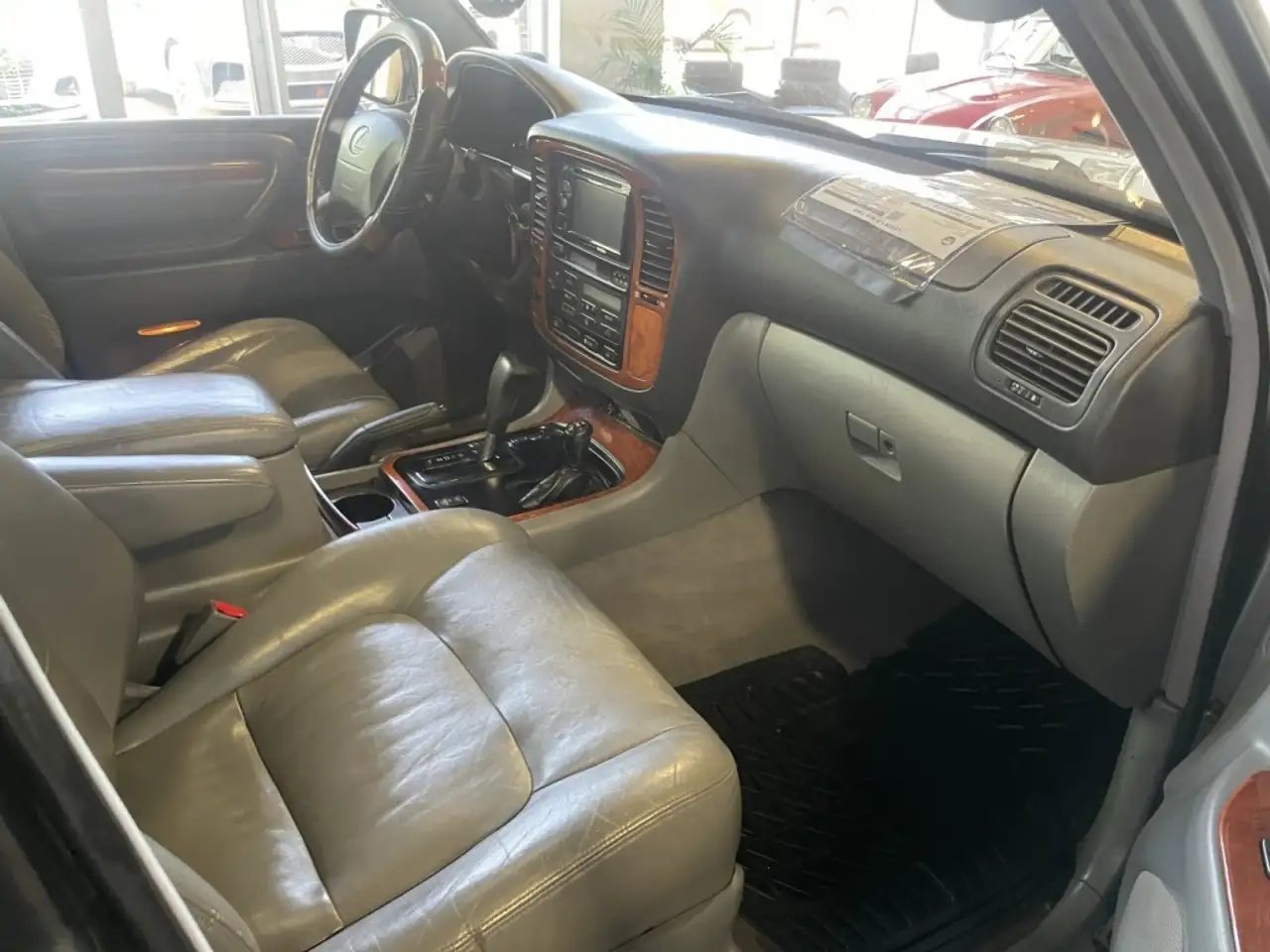Lexus LX снимка Lexus LX