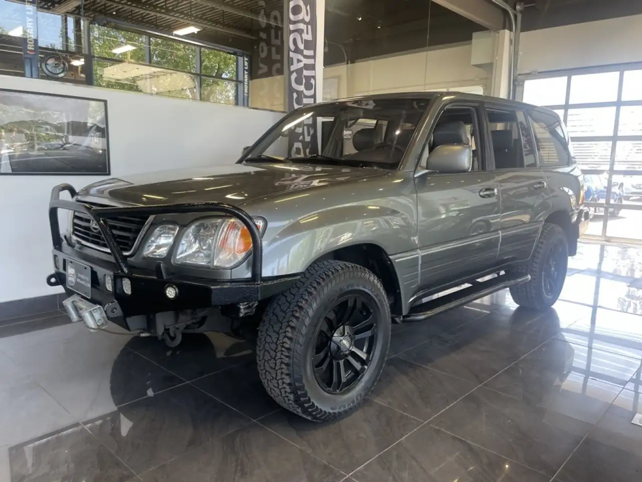Lexus LX снимка Lexus LX