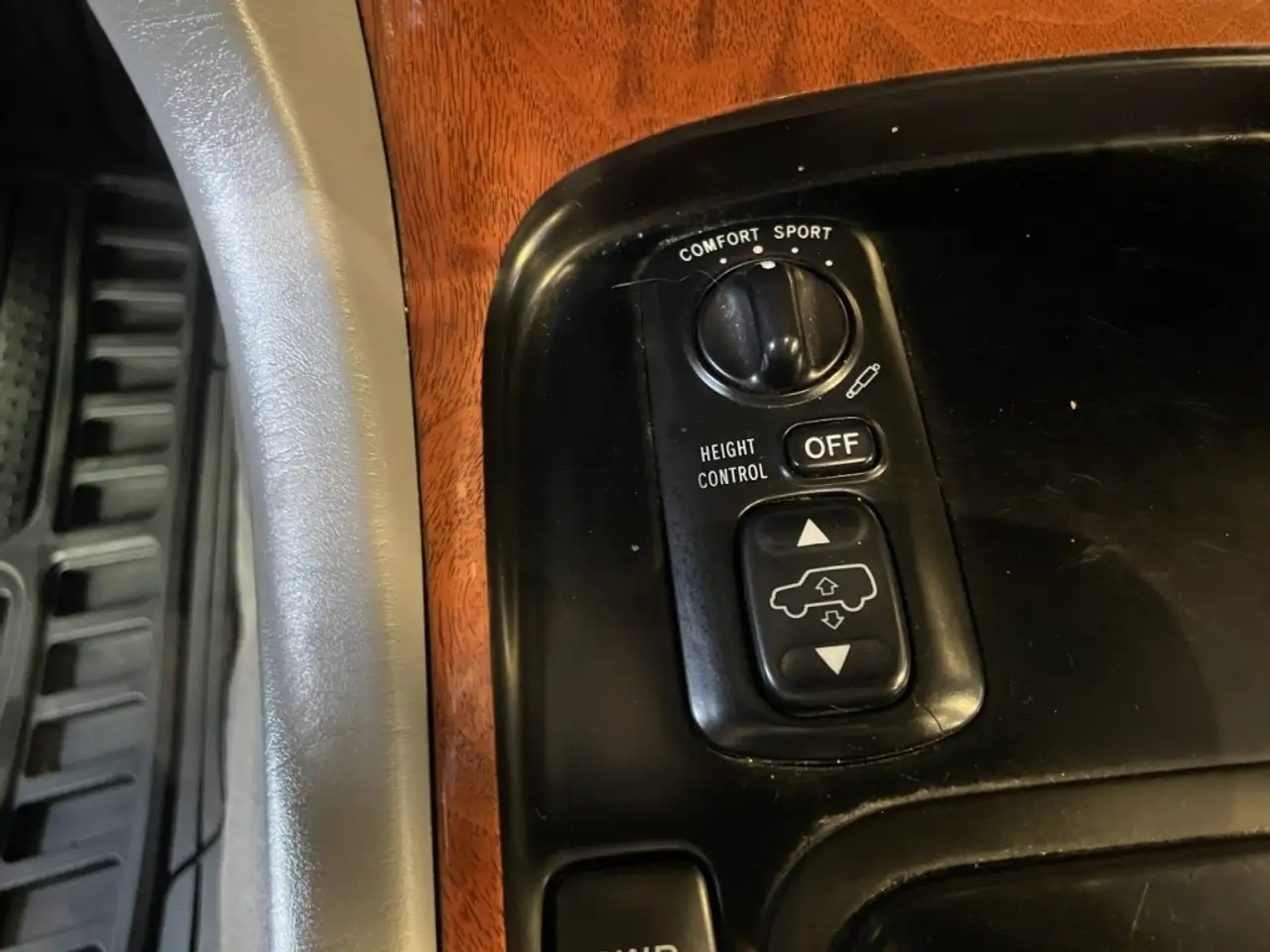 Lexus LX снимка Lexus LX