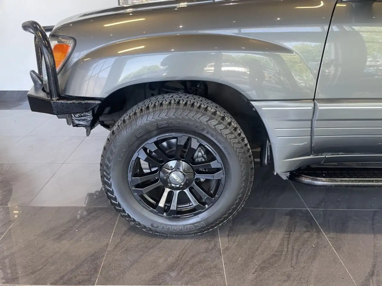 Lexus LX снимка Lexus LX