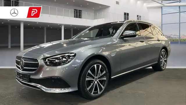 Mercedes-Benz E 300 de ALLRAD Pano*360*Distro*VollLeder*19*LED