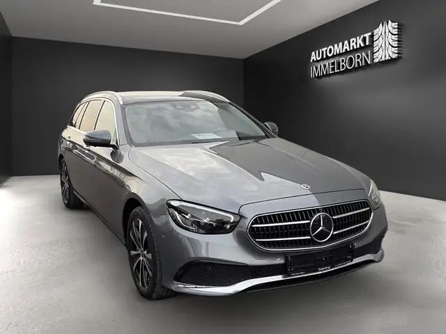 Mercedes-Benz E-Class view 2