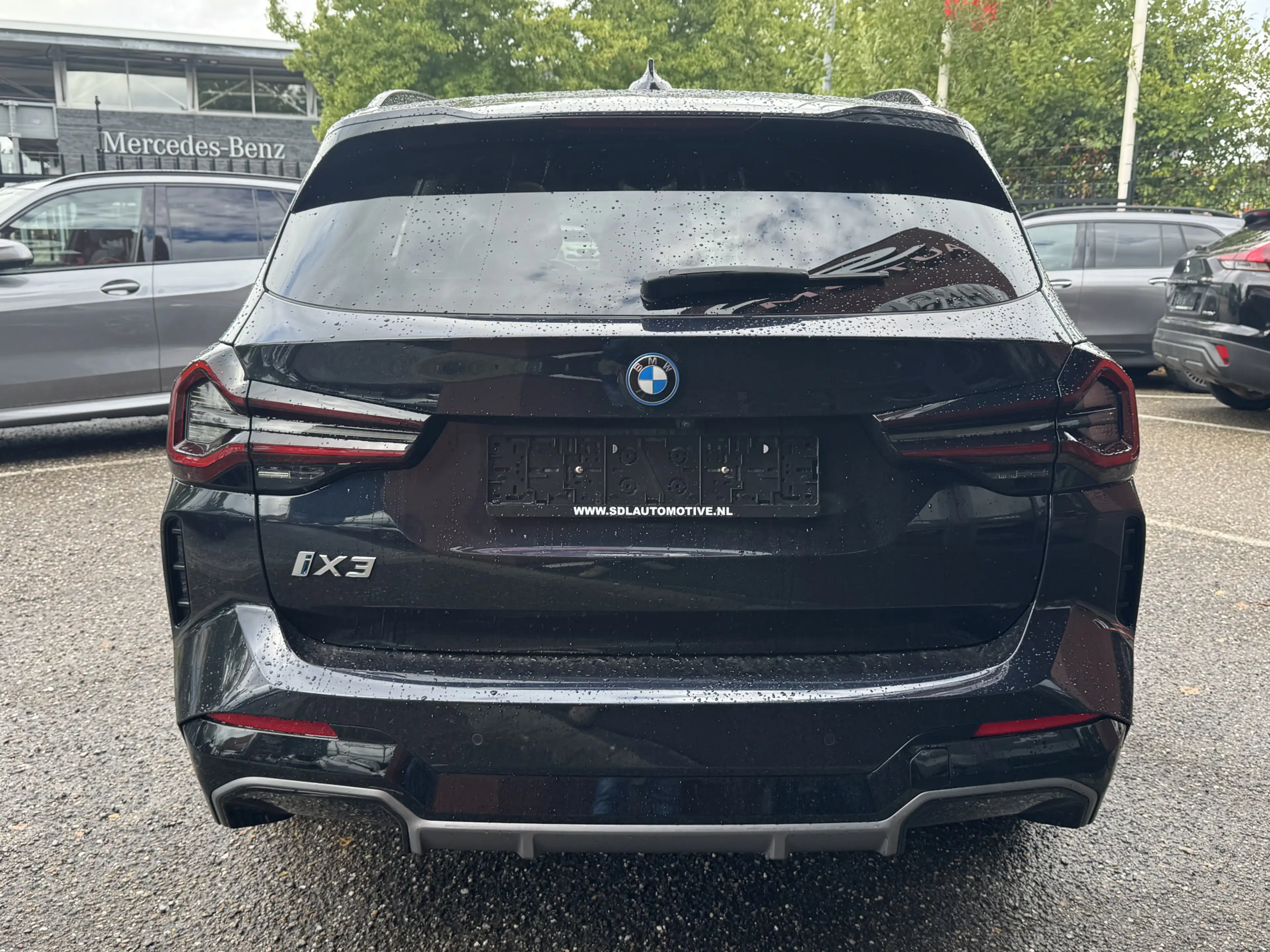 BMW iX3 High Executive 80 kWh // SOH 100% // SCHUIF-KANTEL — photo 6