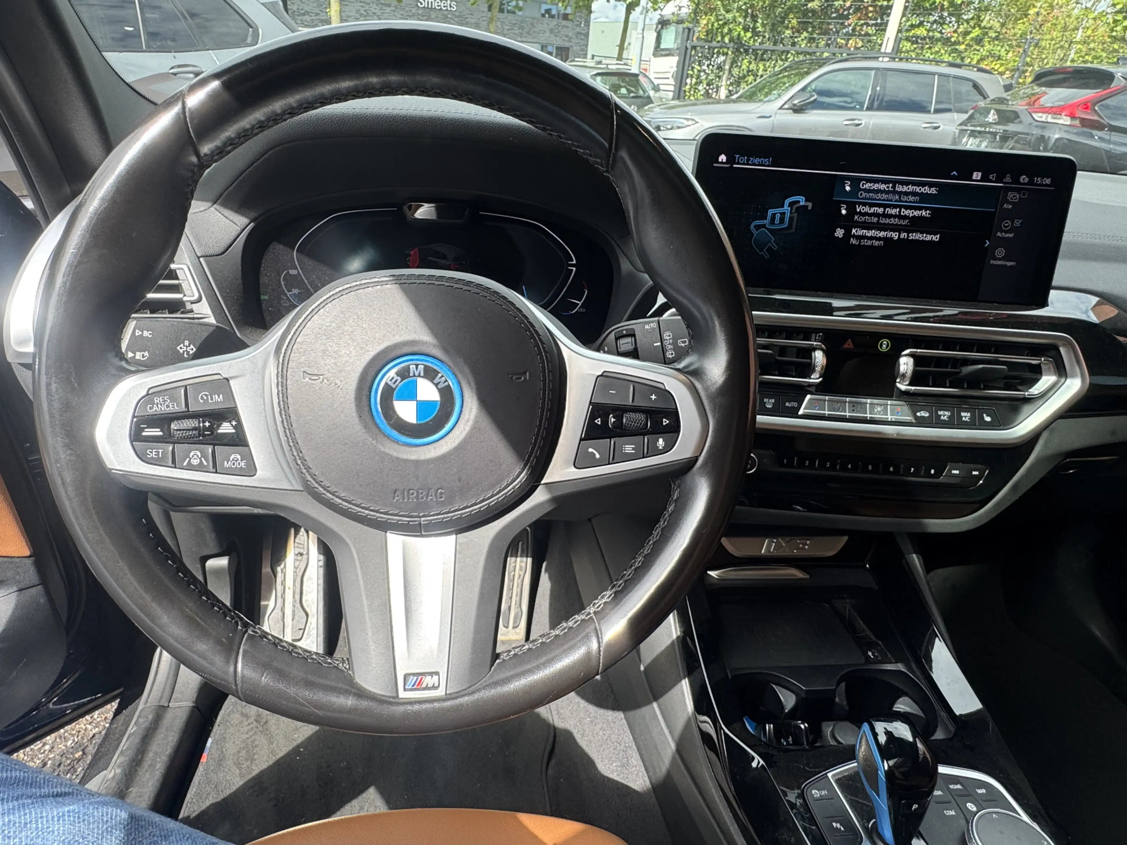 BMW iX3 High Executive 80 kWh // SOH 100% // SCHUIF-KANTEL — photo 15