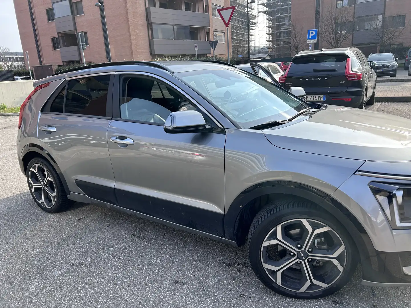 Kia Niro 1.6 gdi  HEVSTYLE FULL HYBRID - 1