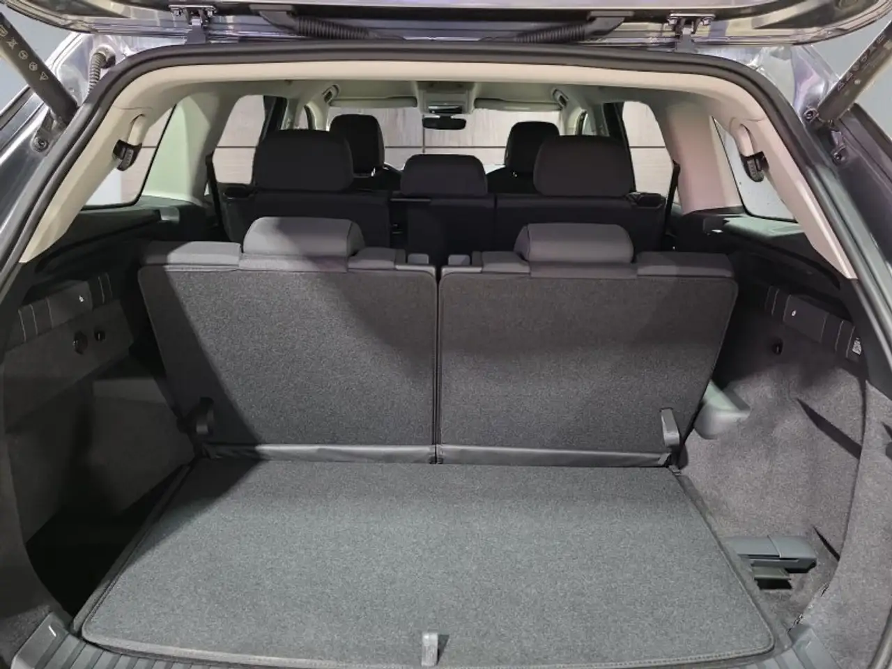 Skoda Kodiaq 2,0TDI DSG 7-Sitzer/Matrix/Navi/ACC/el.Klappe/Kame, миниатюра 21