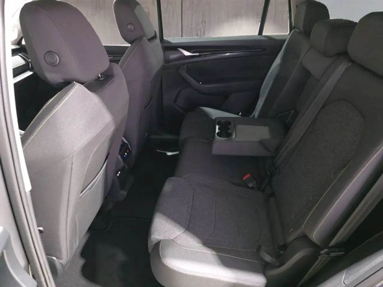 Skoda Kodiaq 2,0TDI DSG 7-Sitzer/Matrix/Navi/ACC/el.Klappe/Kame, миниатюра 16