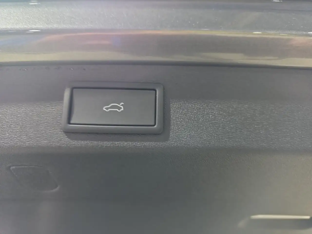 Skoda Kodiaq 2,0TDI DSG 7-Sitzer/Matrix/Navi/ACC/el.Klappe/Kame, миниатюра 23