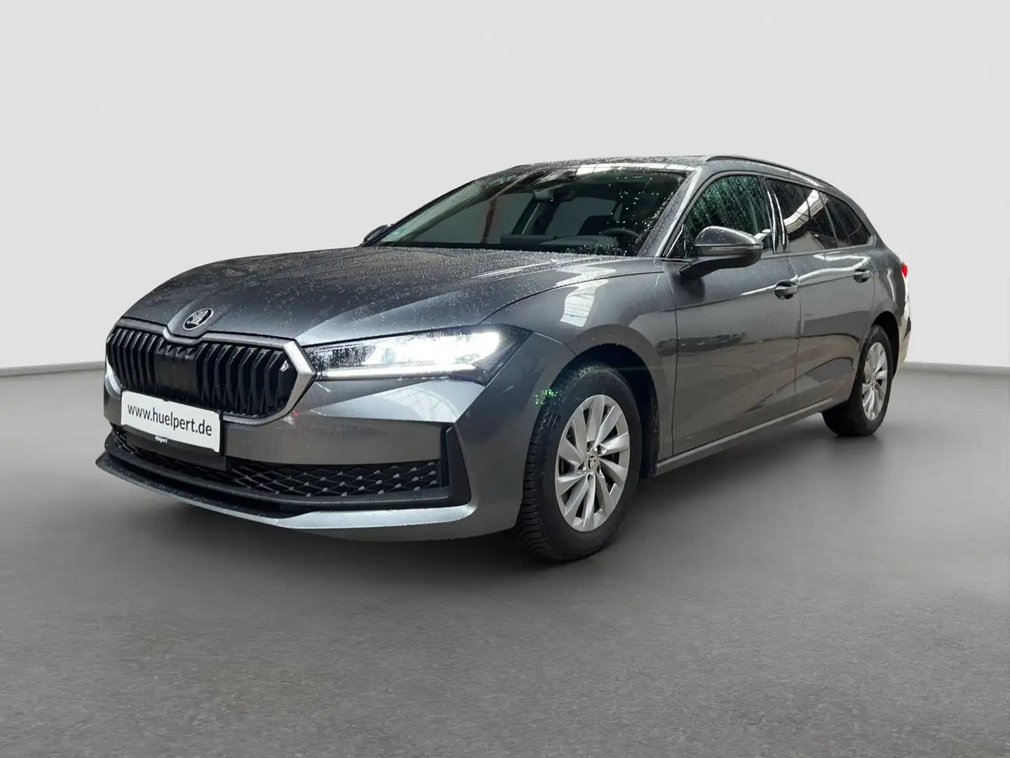 Skoda Superb Combi 2.0 CAM ACC NAVI CARPLAY SITZHEIZ. Grau - 2