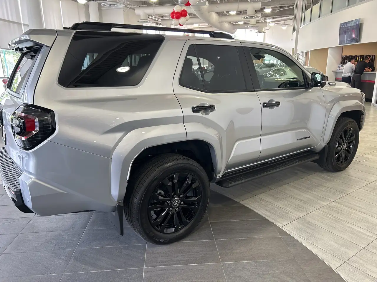 Toyota 4-Runner снимка Toyota 4-Runner