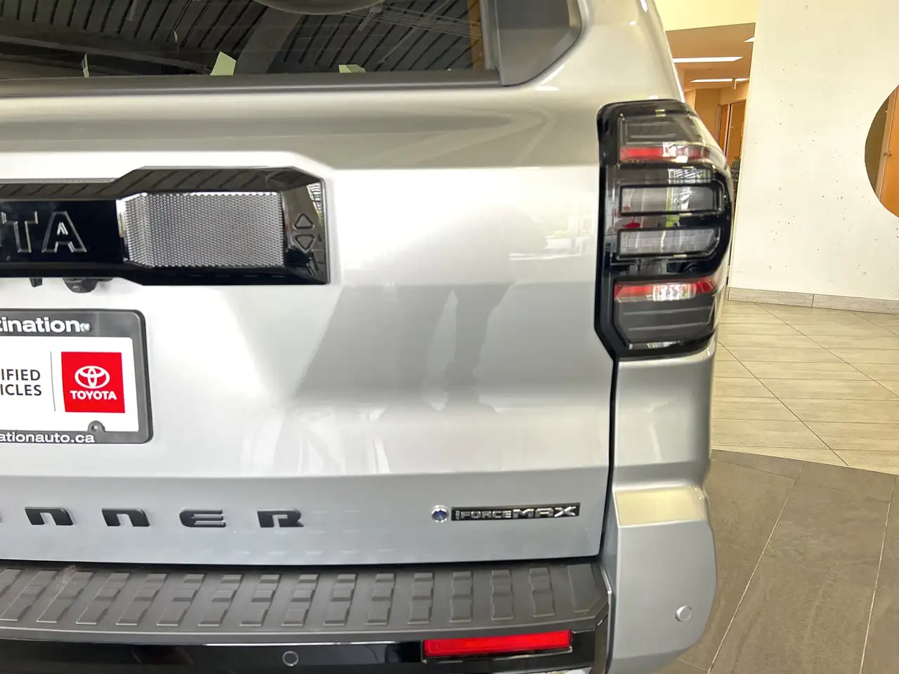 Toyota 4-Runner снимка Toyota 4-Runner