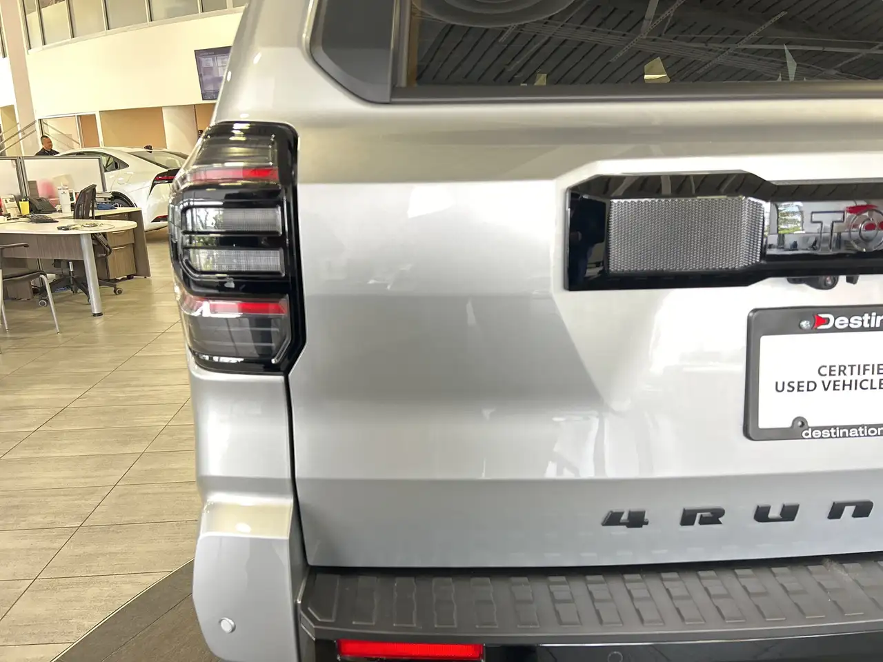 Toyota 4-Runner снимка Toyota 4-Runner
