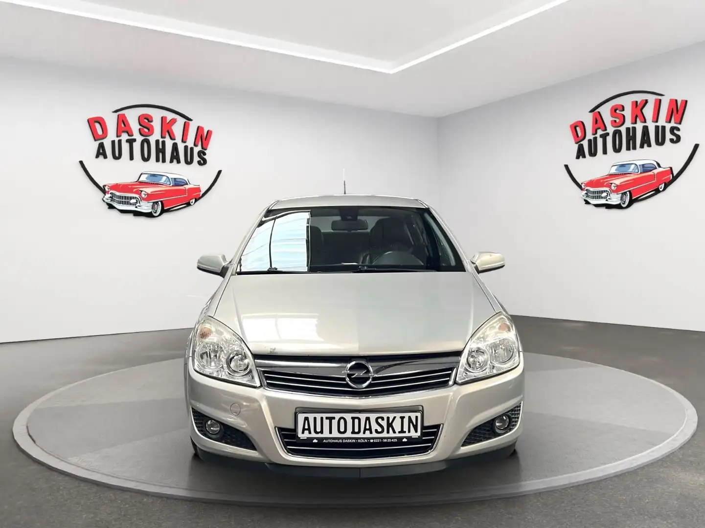 Opel Astra H Lim. TÜV NEU/LEDER/NAVI/SITZHZG/TEMPOMAT Grau - 2