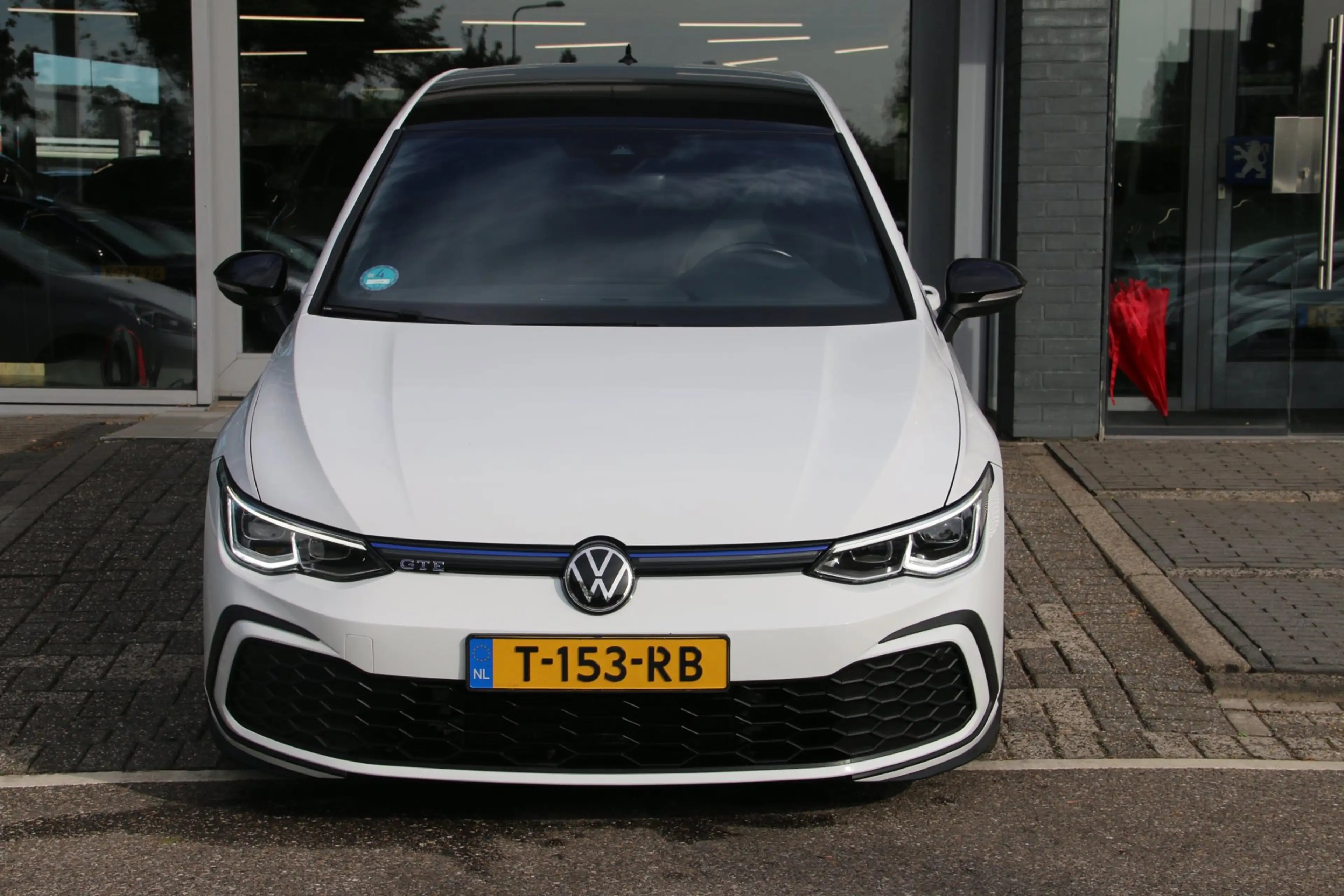 Volkswagen Golf GTE 1.4 eHybrid — photo 2