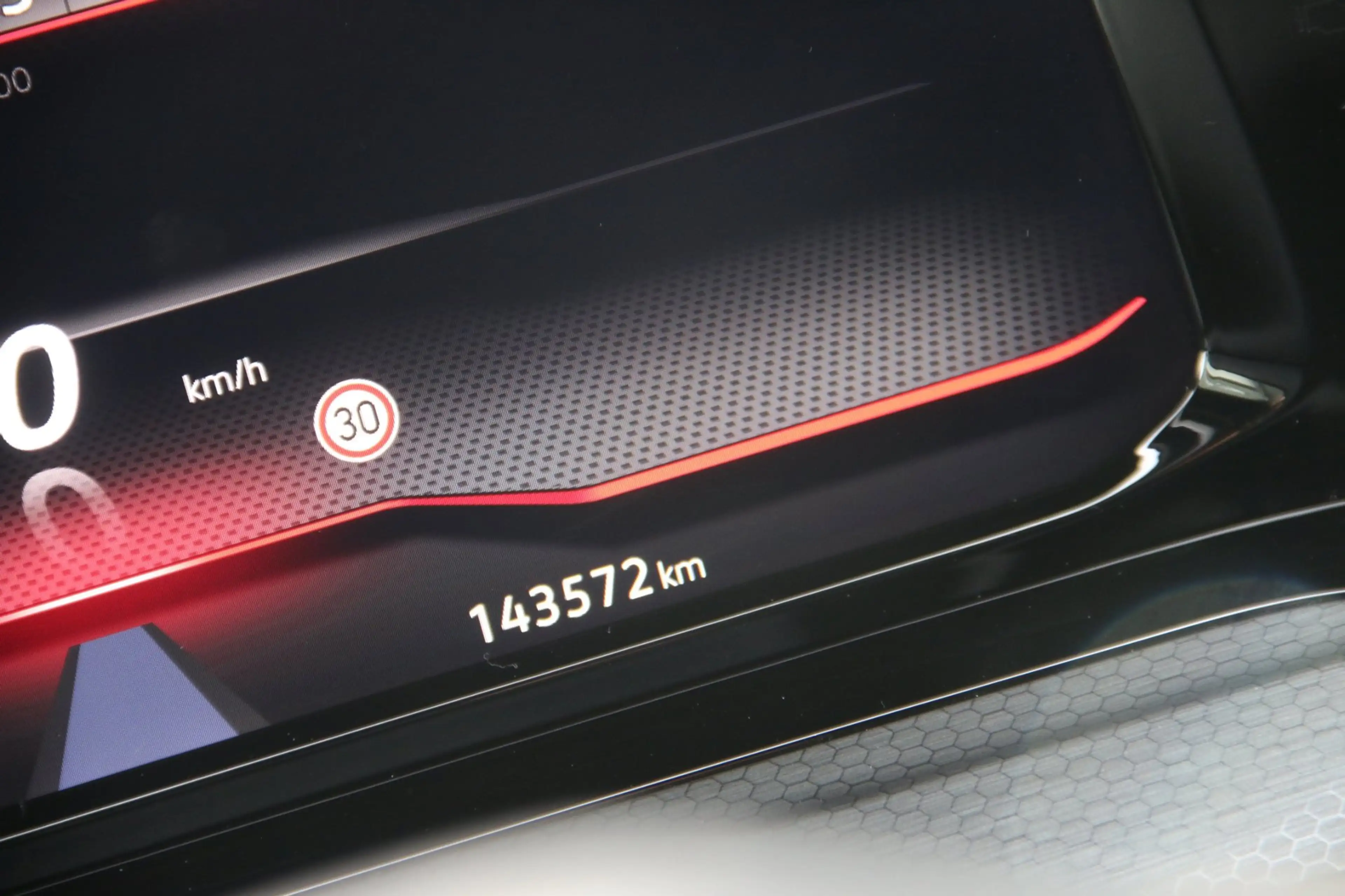 Volkswagen Golf GTE 1.4 eHybrid — photo 16