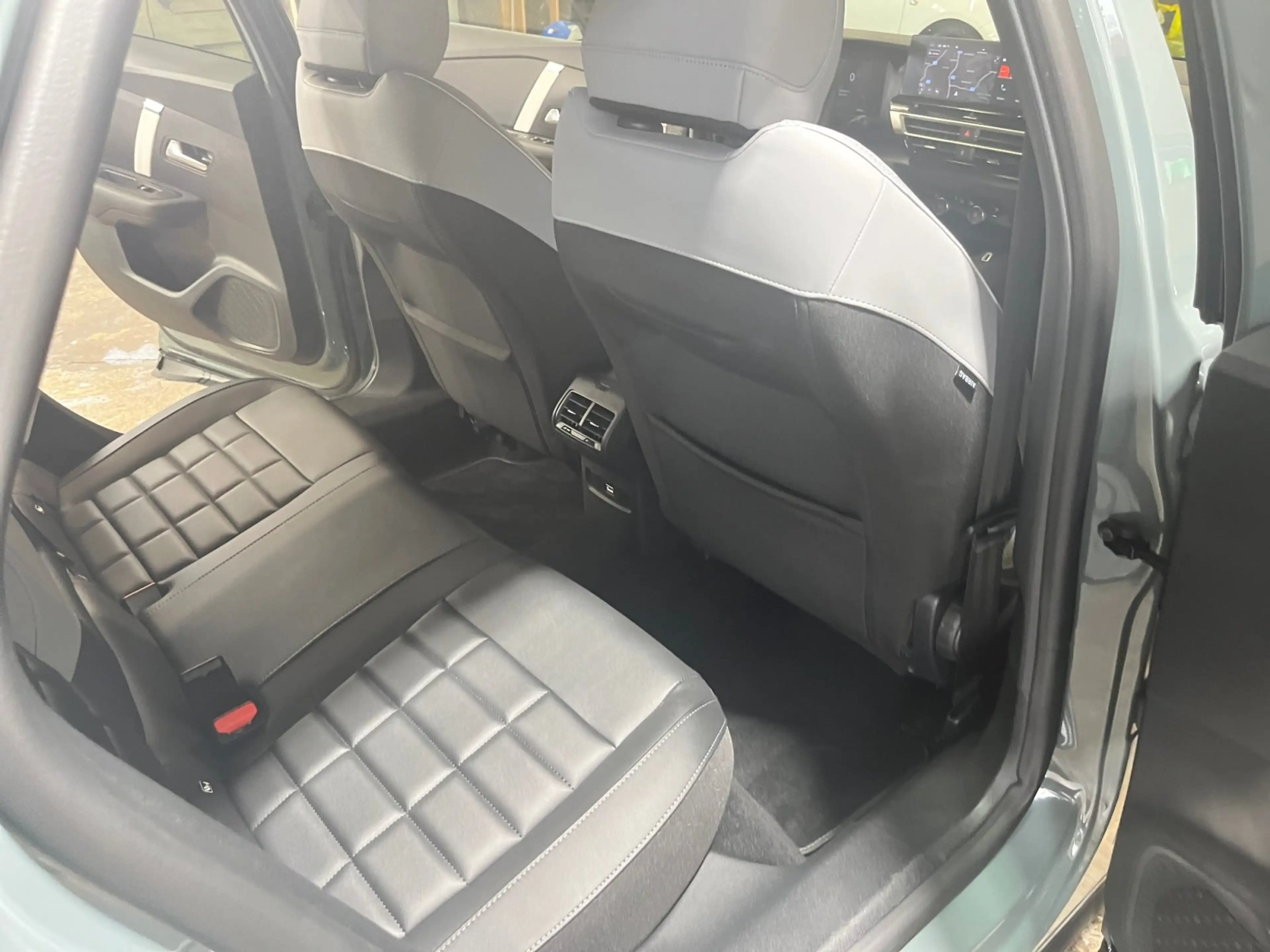 Citroen C4 1.2 PureTech 130 Max ACC LED Navi SHZ 2xKlima — photo 20