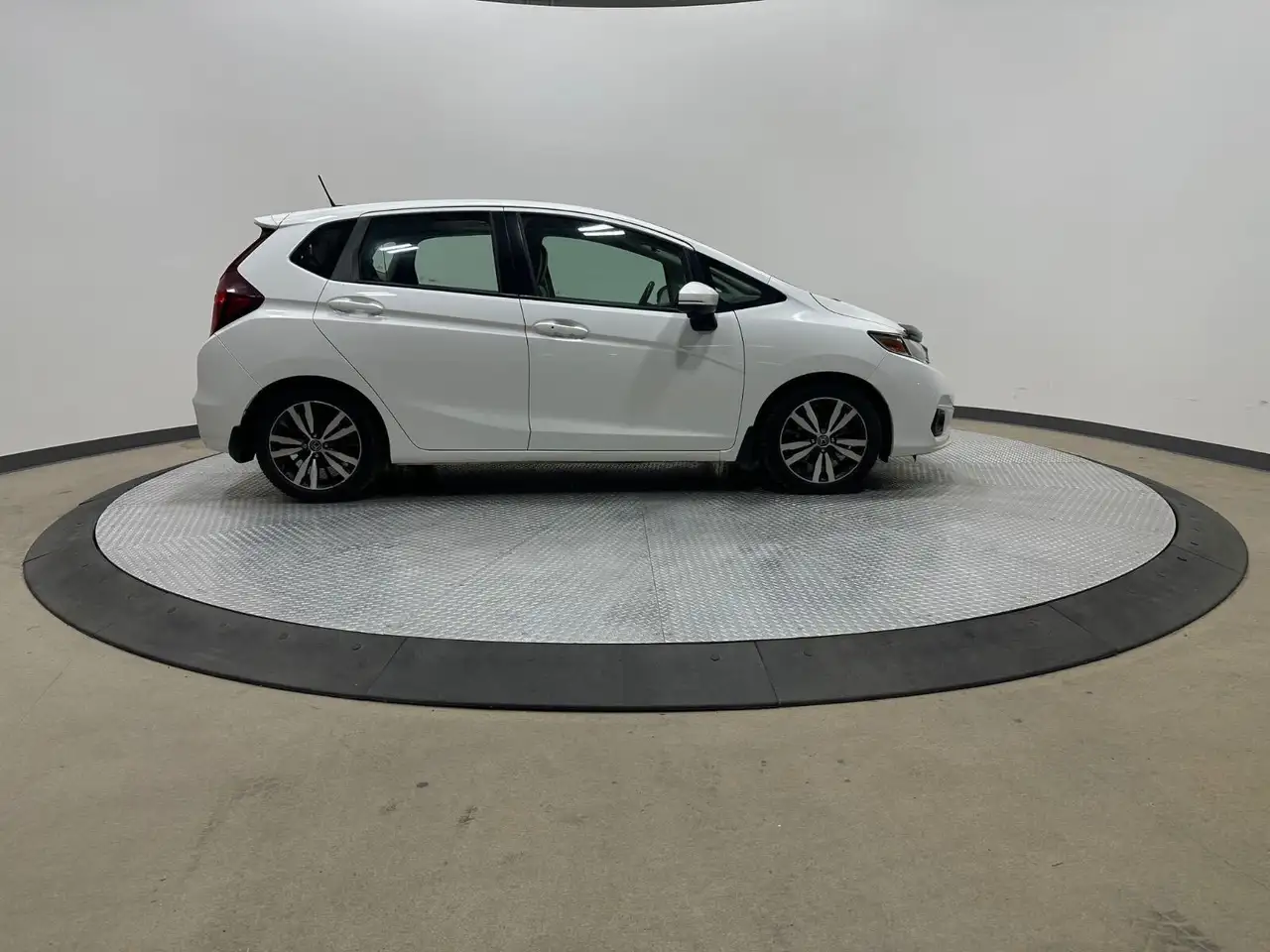 Honda Fit снимка Honda Fit