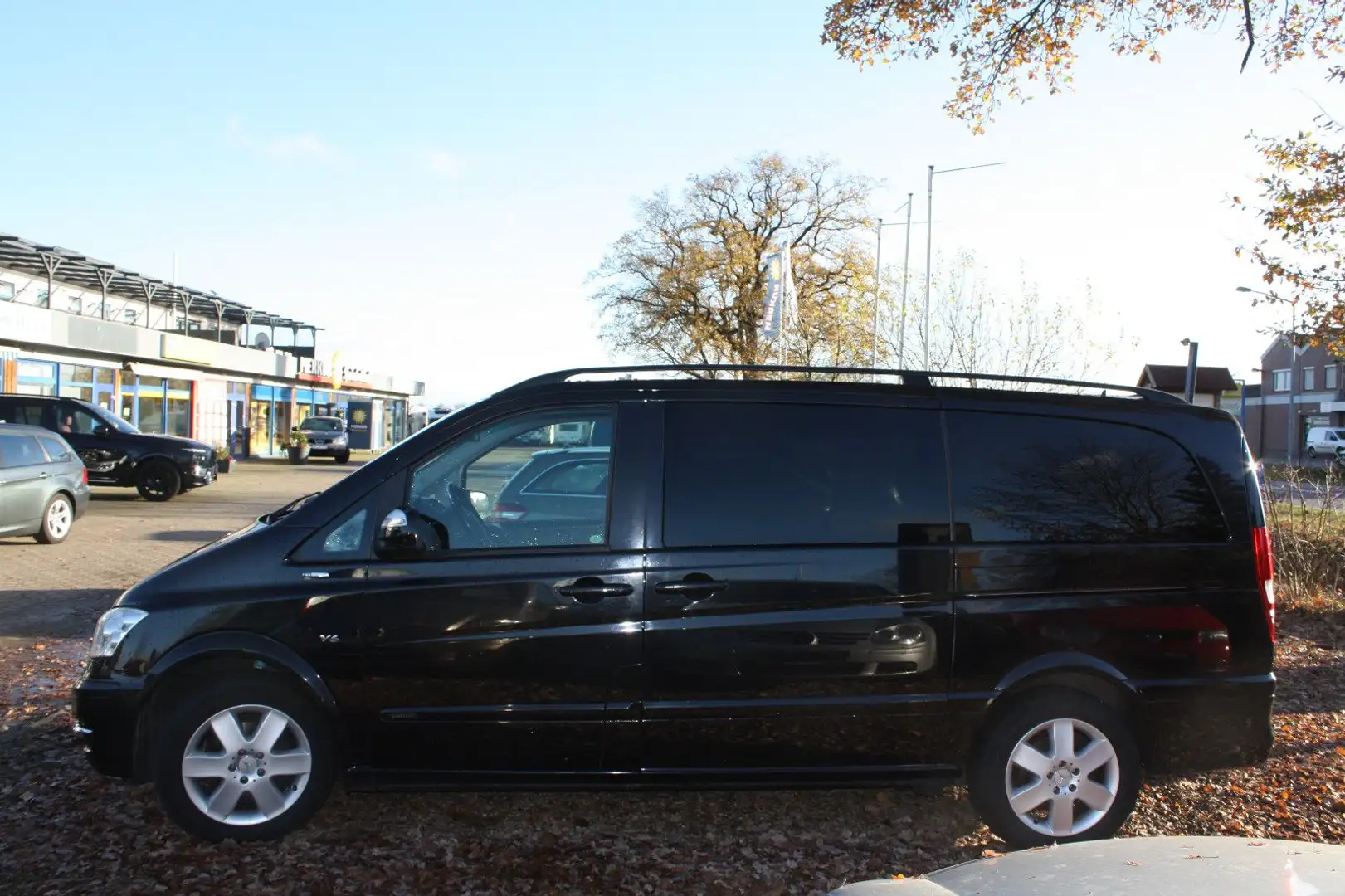 Mercedes-Benz Viano 3.0 CDI Ambiente Edition lang Noir - 2