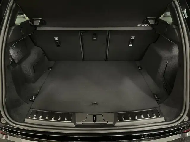 Land Rover Range Rover Evoque view 25