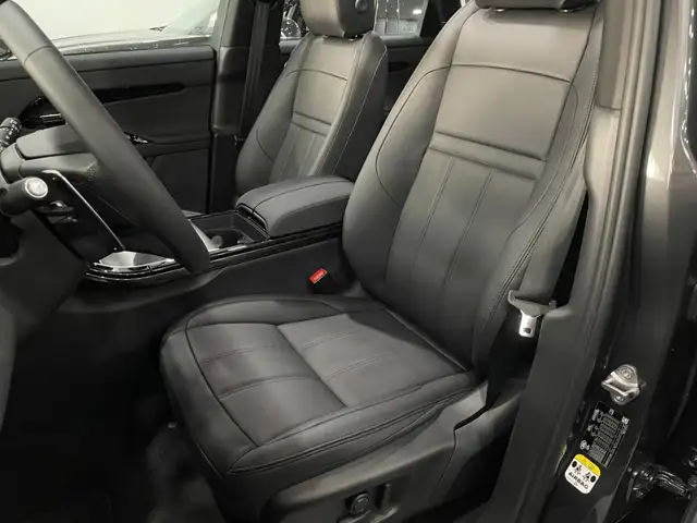 Land Rover Range Rover Evoque view 26