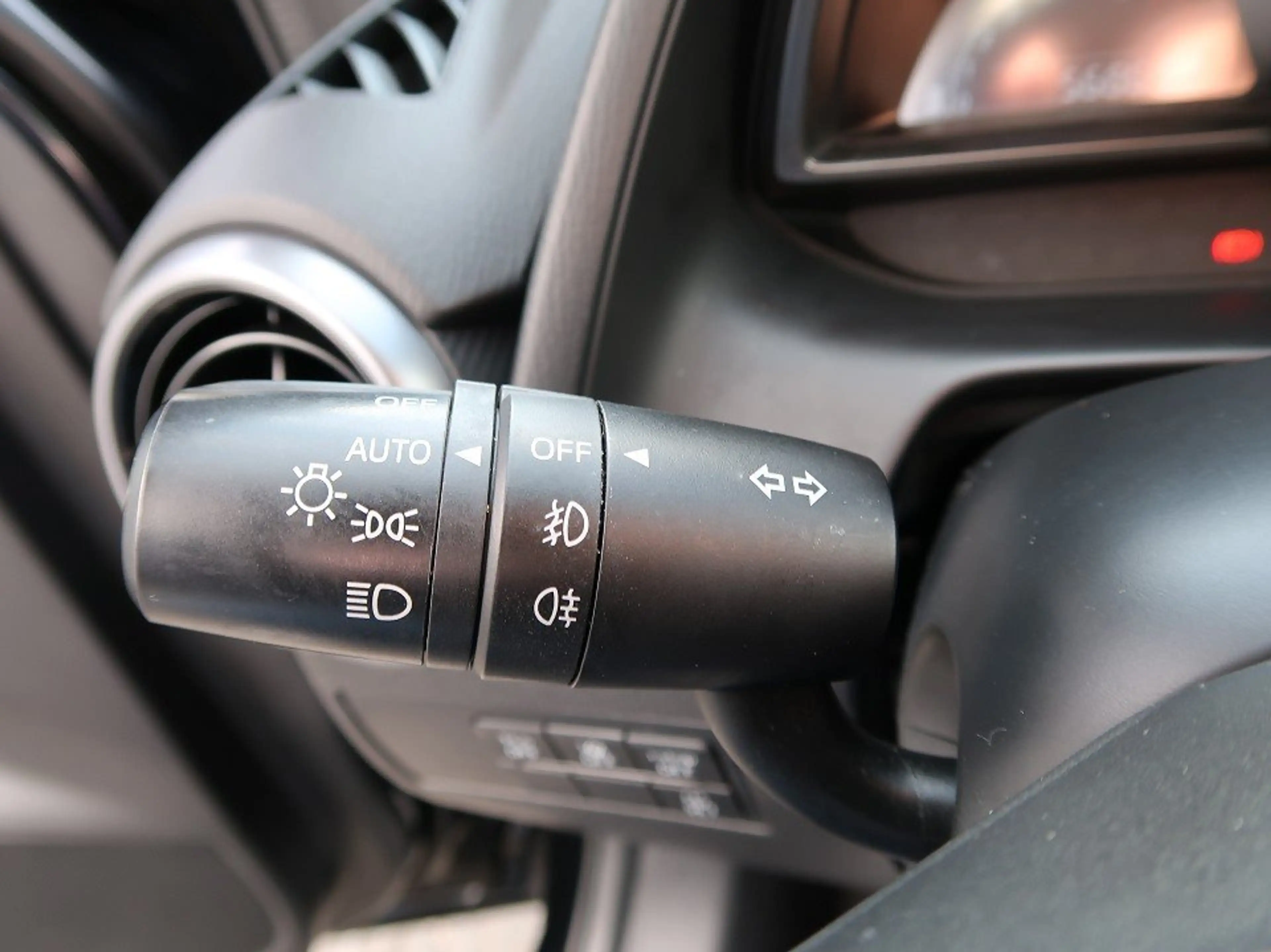 Mazda CX-3 SKYACTIV-G 121 *1.Hand nach TZ*Wartungen lückenlos — photo 15