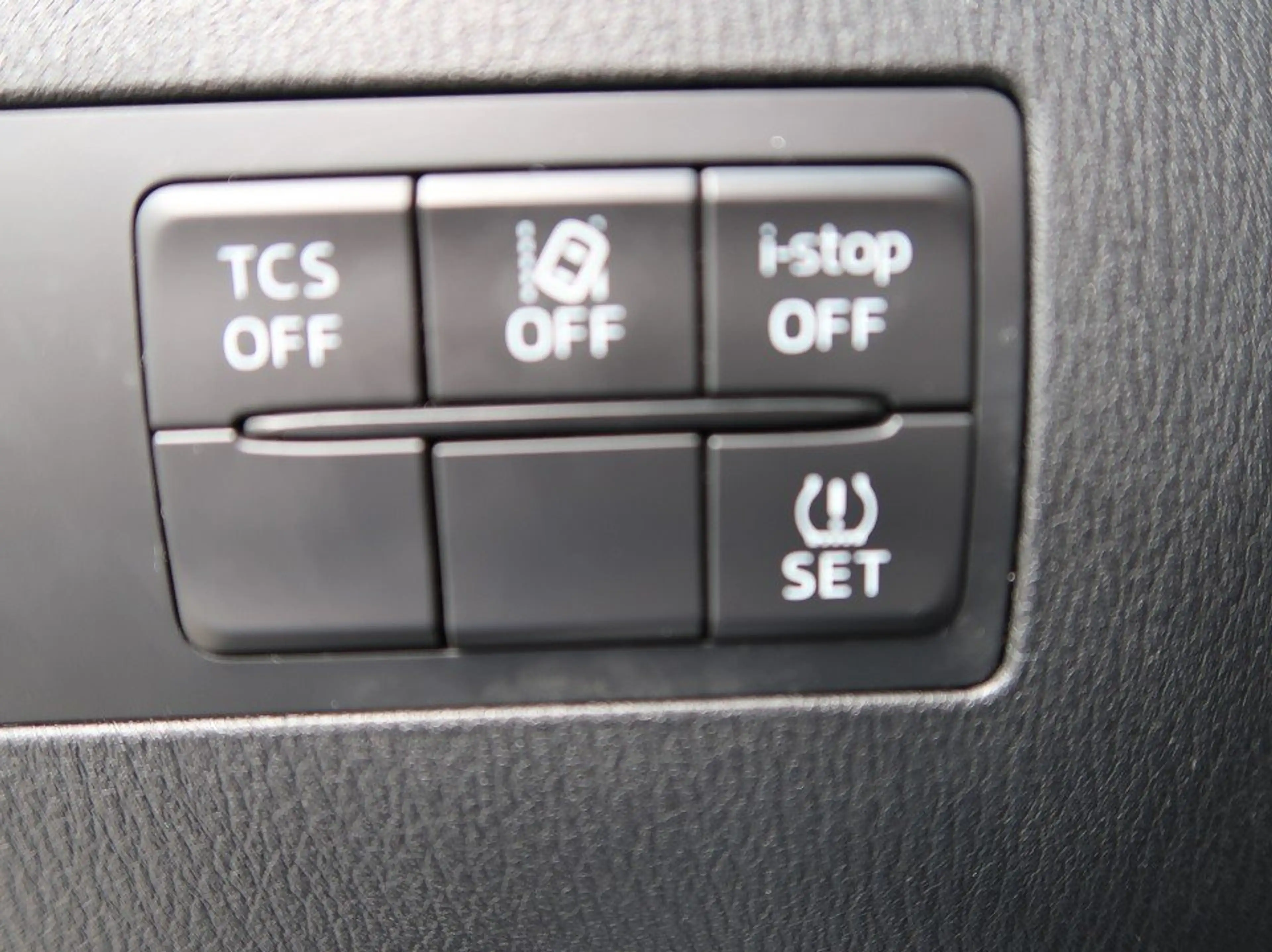 Mazda CX-3 SKYACTIV-G 121 *1.Hand nach TZ*Wartungen lückenlos — photo 18