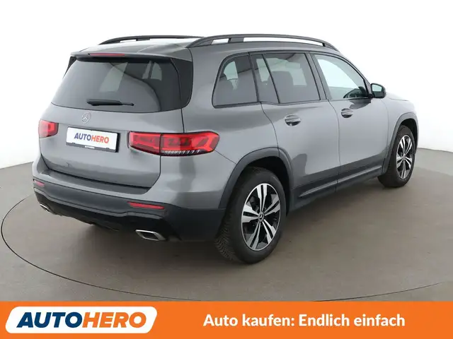 Mercedes-Benz GLB view 6