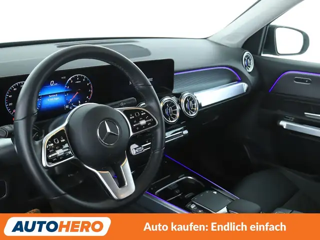 Mercedes-Benz GLB view 11